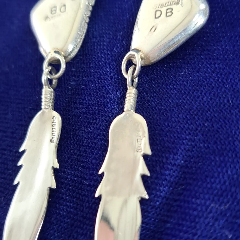 Vintage Native American Mother of Pearl Sterling Silver Feather Earrings - Picture 8 of 13